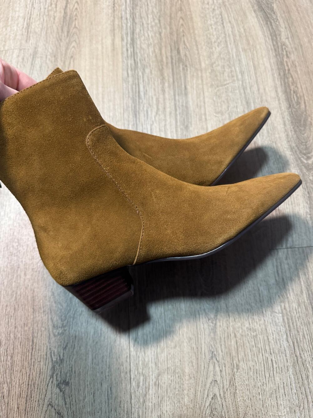 Madewell The Lexie Ankle Bootie in Warm Chestnut Suede